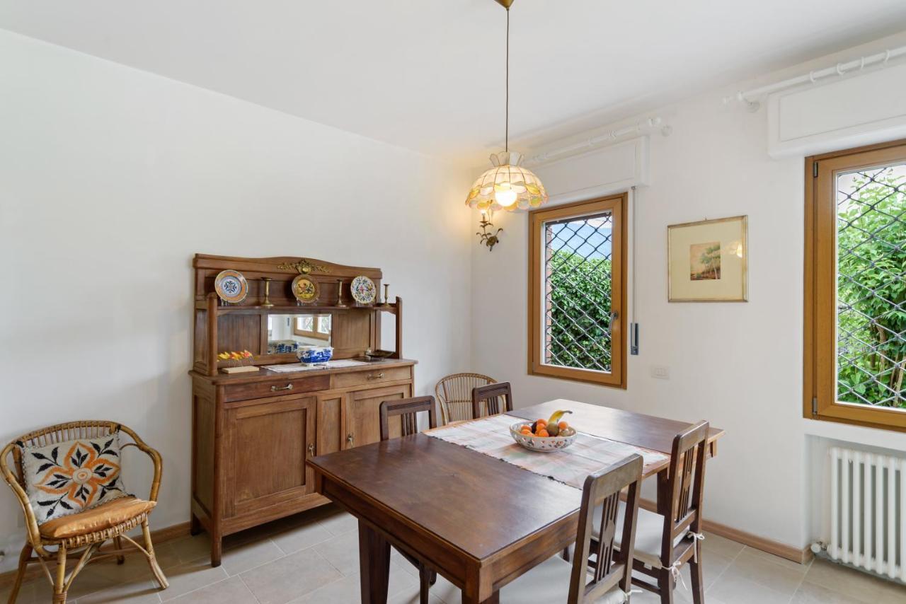 Como Lake Cosy Flat With Garden And Parking Appartement Cernobbio Buitenkant foto