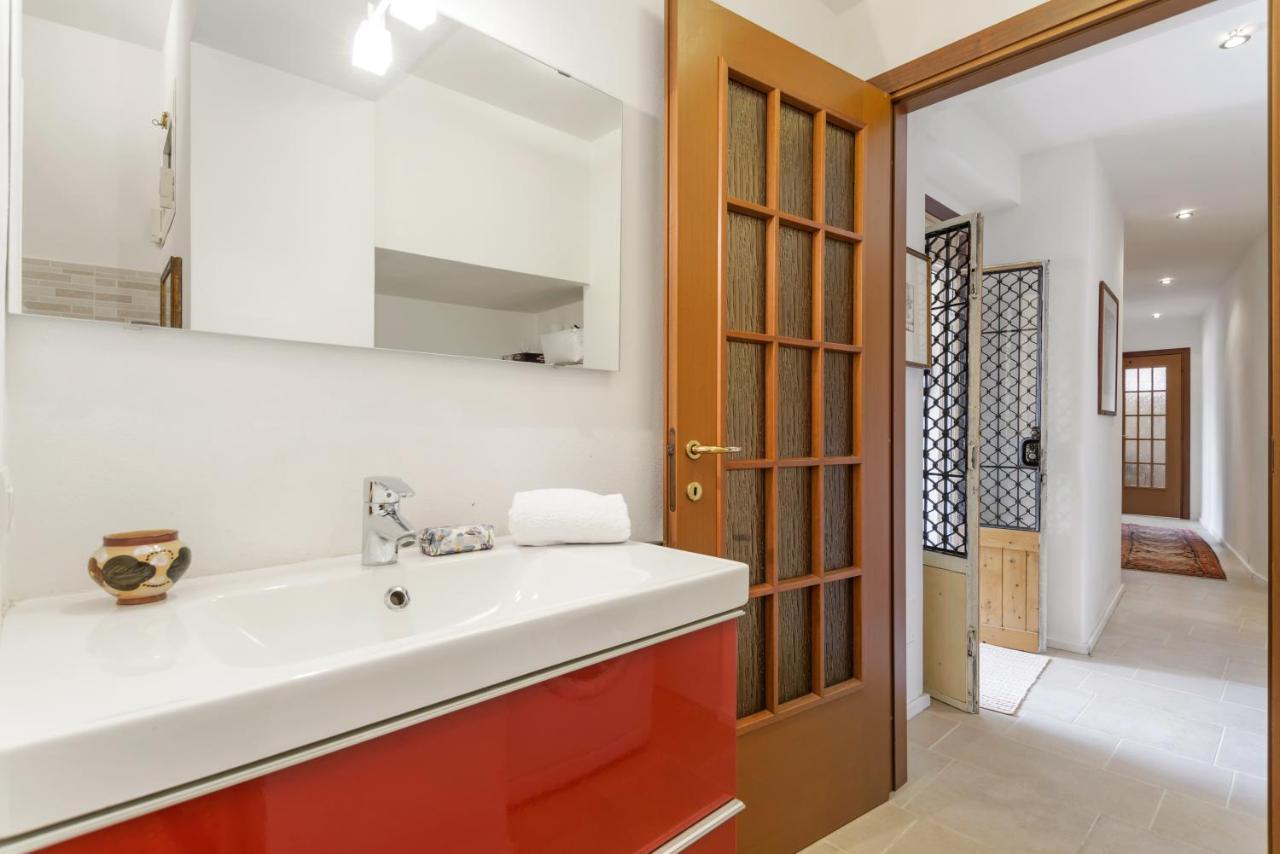 Como Lake Cosy Flat With Garden And Parking Appartement Cernobbio Buitenkant foto
